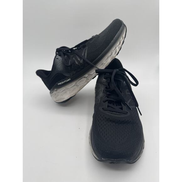 New Balance Women’s Fresh Foam More v3 Running XWide Size 8 Black |WMORLK3| - Picture 3 of 9